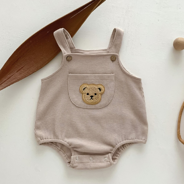 【韓国スタイル】クマさんサロペット(カーキ)