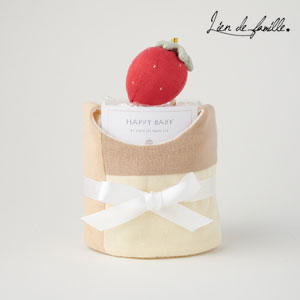 【Lien de famille】パレットスタイといちごラトルのベビーおむつケーキ(ベージュ)